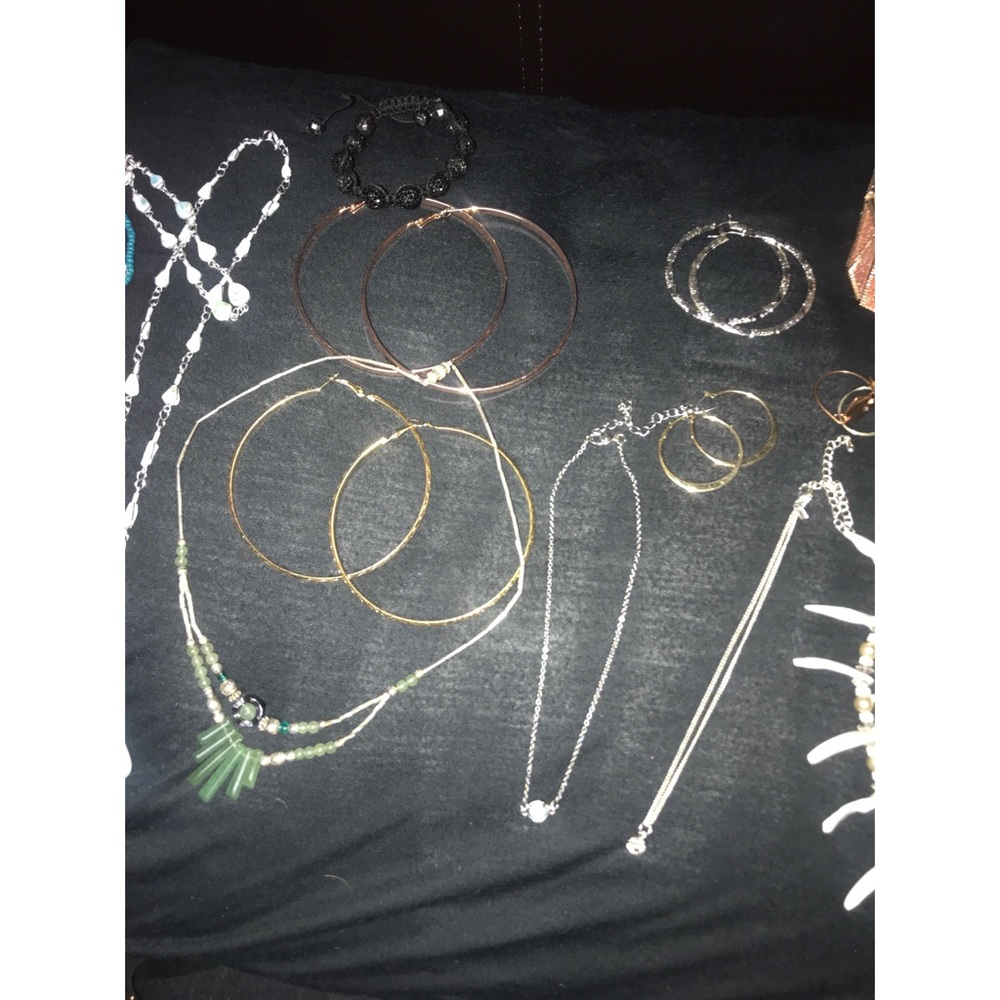 Jewelry bundle - Picture 5 of 8